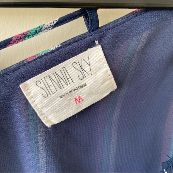 SIENNA Sky Stripe Flowy Camisole - Picture 7 of 8